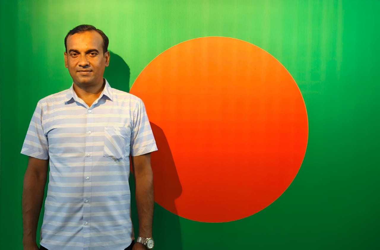 রাজশাহীর দুর্গাপুর উপজেলা পরিষদের চেয়ারম্যান হিসেবে মাইনুল হককে চান সাধারণ মানুষ
