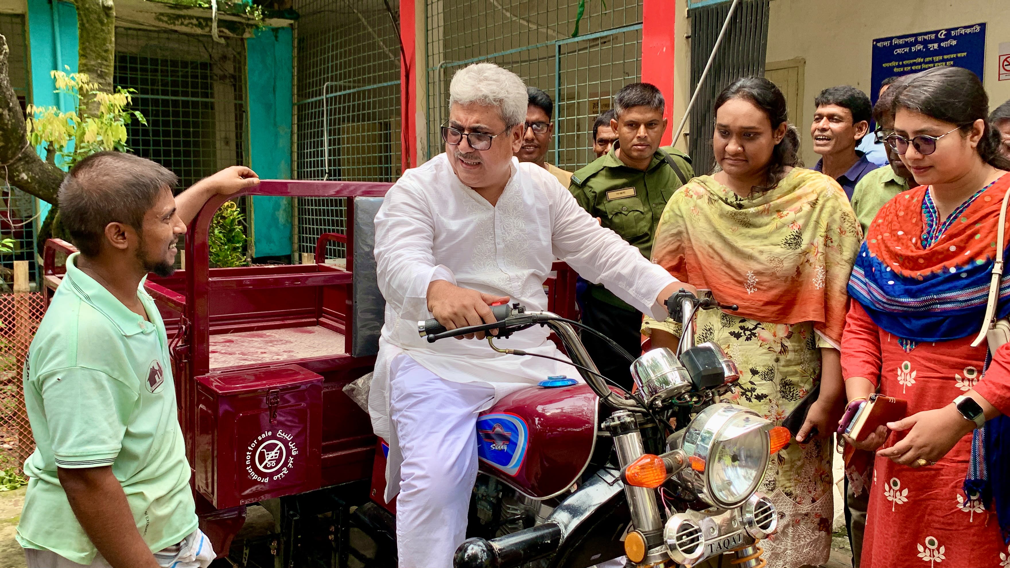 রাজশাহীর পবা-মোহনপুরে আর্থ-সামাজিক উন্নয়নে পর্যায়ক্রমে কাজ করা হবে: এমপি মিলন